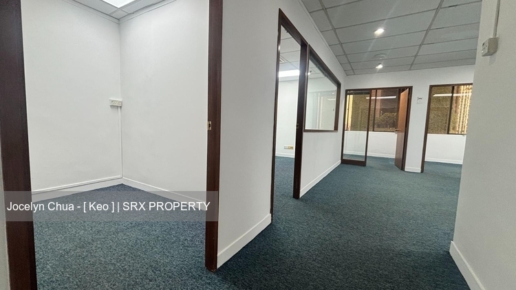 International Plaza (D2), Office #616473331